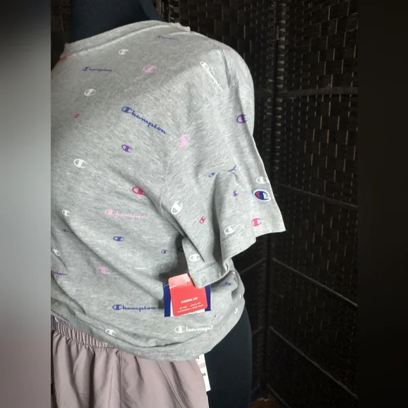 1X NWT CHAMPION Grey Logo Crop Top - Picture 15 of 16